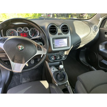 Alfa Romeo MiTo  Hatchback 2011,  1.3 diesel - Na sprzedaż za 13 300 zł - Wejherowo - zdjęcie 12