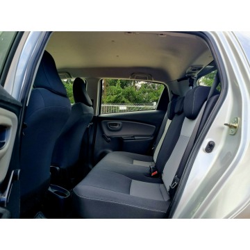 Toyota Yaris  Hatchback 2020,  1.5 hybryda, automat - Na sprzedaż za 49 900 zł - Szczecin - zdjęcie 10