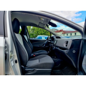 Toyota Yaris  Hatchback 2020,  1.5 hybryda, automat - Na sprzedaż za 49 900 zł - Szczecin - zdjęcie 11