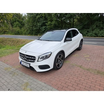 Mercedes GLA 220 4 Matic pakiet AMG 2,0 benzyna automat 142 tyś km !