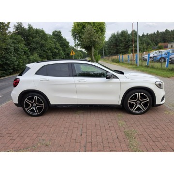 Mercedes - Benz GLA-klasa  SUV 2019,  2.0 benzyna, automat - Na sprzedaż za 76 900 zł - Cielcza - zdjęcie 9