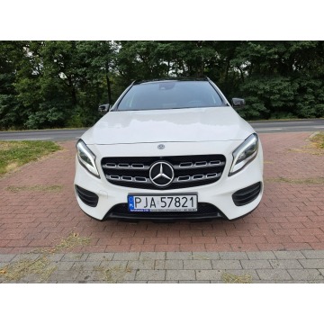 Mercedes - Benz GLA-klasa  SUV 2019,  2.0 benzyna, automat - Na sprzedaż za 76 900 zł - Cielcza - zdjęcie 12