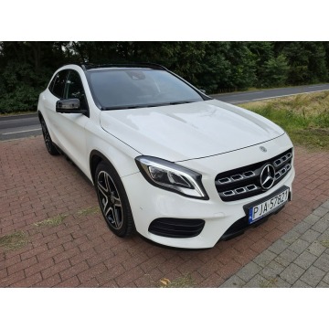 Mercedes - Benz GLA-klasa  SUV 2019,  2.0 benzyna, automat - Na sprzedaż za 76 900 zł - Cielcza - zdjęcie 11