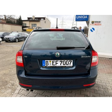 Skoda Octavia  Kombi 2013,  1.4 benzyna, automat - Na sprzedaż za 28 900 zł - Częstochowa - zdjęcie 5