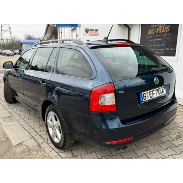 Skoda Octavia  Kombi 2013,  1.4 benzyna, automat - Na sprzedaż za 28 900 zł - Częstochowa - zdjęcie 10