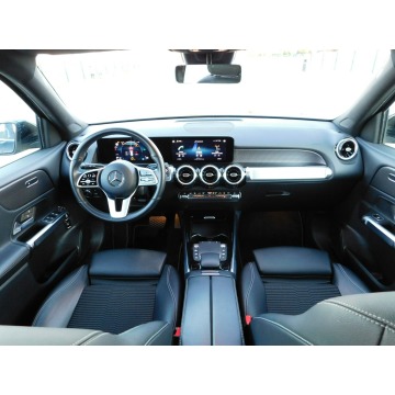 Mercedes - Benz GLB-klasa  SUV 2022,  2.0 diesel, automat - Na sprzedaż za 93 333 zł - Żyrardów - zdjęcie 7
