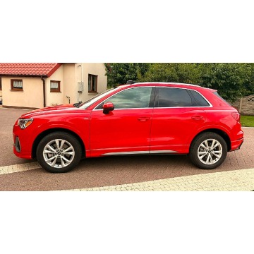 Audi Q3  SUV 2023,  2.0 benzyna, automat - Na sprzedaż za 108 000 zł - Turek - zdjęcie 2