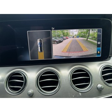 Mercedes - Benz E-klasa  Kombi 2018,  2.0 diesel, automat - Na sprzedaż za 55 000 zł - Warszawa - zdjęcie 8