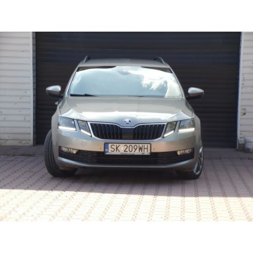 Skoda Octavia  Kombi 2018,  1.6 diesel - Na sprzedaż za 36 990 zł - Mikołów - zdjęcie 3