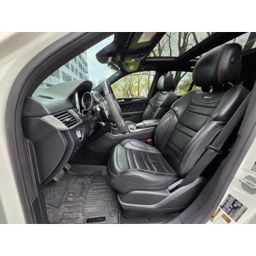 Mercedes - Benz M-klasa  Terenowy 2014,  5.5 benzyna, automat - Na sprzedaż za 109 900 zł - Warszawa - zdjęcie 5