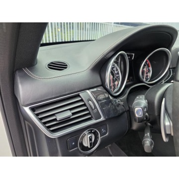 Mercedes - Benz M-klasa  Terenowy 2014,  5.5 benzyna, automat - Na sprzedaż za 109 900 zł - Warszawa - zdjęcie 7