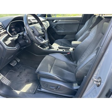 Audi Q3  Terenowy 2021,  2.5 benzyna, automat - Na sprzedaż za 209 999 zł - Warszawa - zdjęcie 5