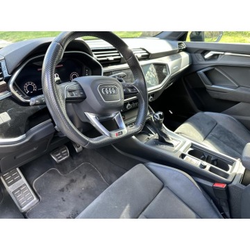 Audi Q3  Terenowy 2021,  2.5 benzyna, automat - Na sprzedaż za 209 999 zł - Warszawa - zdjęcie 6