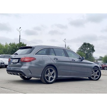 Mercedes - Benz C-klasa  Kombi 2018,  2.0 benzyna, automat - Na sprzedaż za 89 900 zł - Warszawa - zdjęcie 6