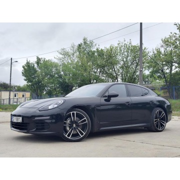 Porsche Panamera  Terenowy 2013,  3.0 benzyna - Na sprzedaż za 89 900 zł - Warszawa - zdjęcie 2