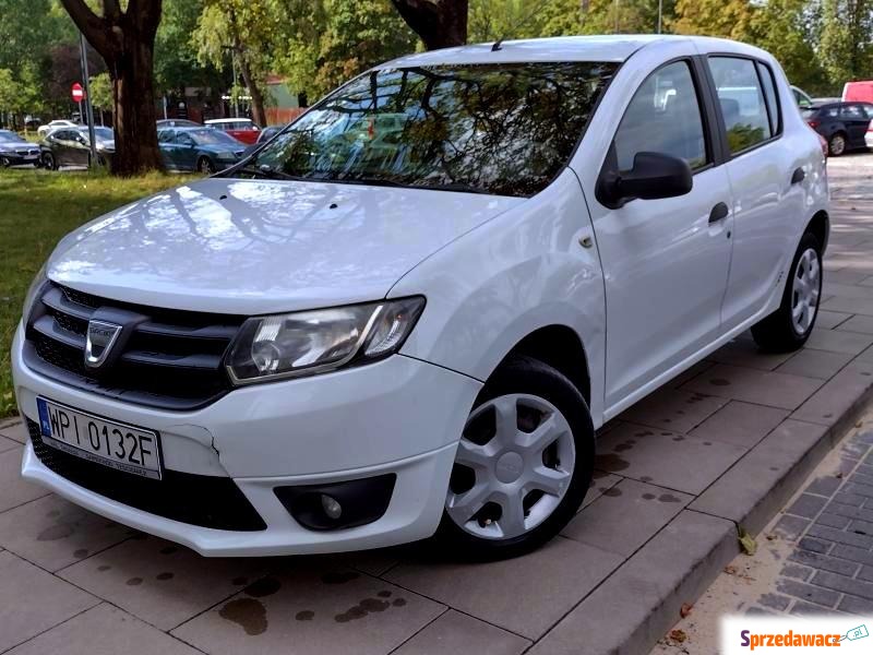 Dacia Sandero  Kombi 2016,  1.5 diesel - Na sprzedaż za 11 900 zł - Warszawa