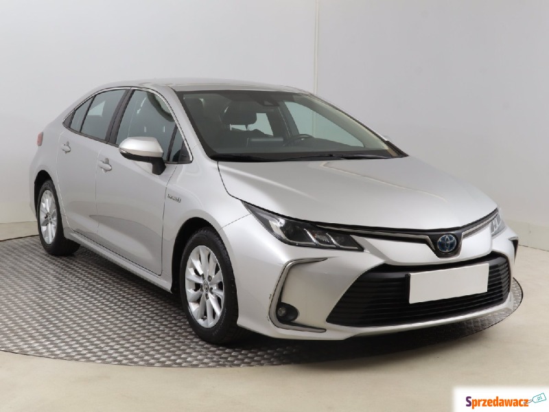 Toyota Corolla  Liftback 2021,  1.8 benzyna, automat - Na sprzedaż za 74 999 zł - Bielany Wrocławskie