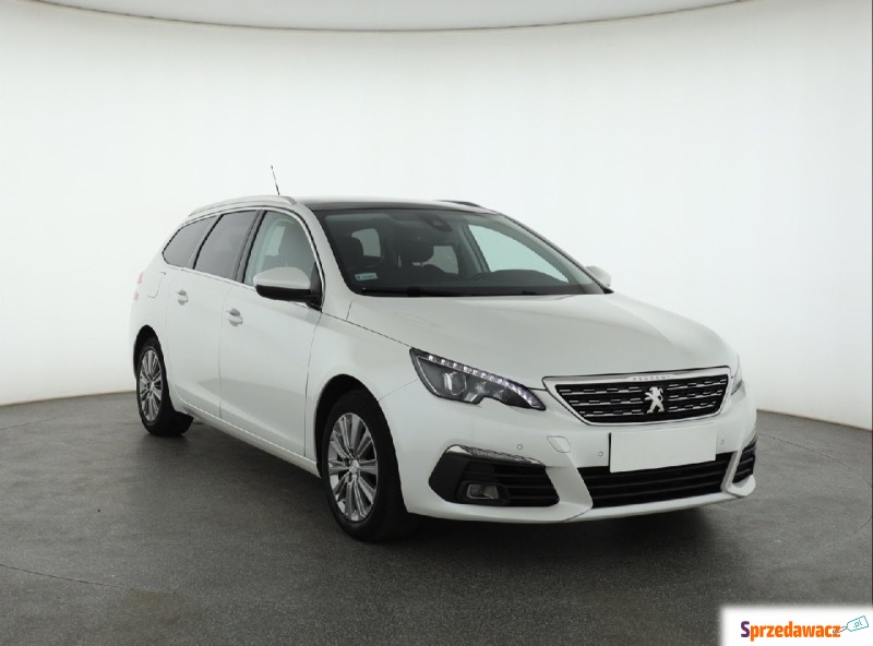 Peugeot 308  Kombi 2019,  1.2 benzyna, automat - Na sprzedaż za 29 999 zł - Piaseczno