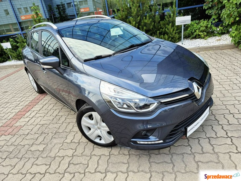 Renault Clio  Kombi 2017,  0.9 benzyna - Na sprzedaż za 31 000 zł - Warszawa