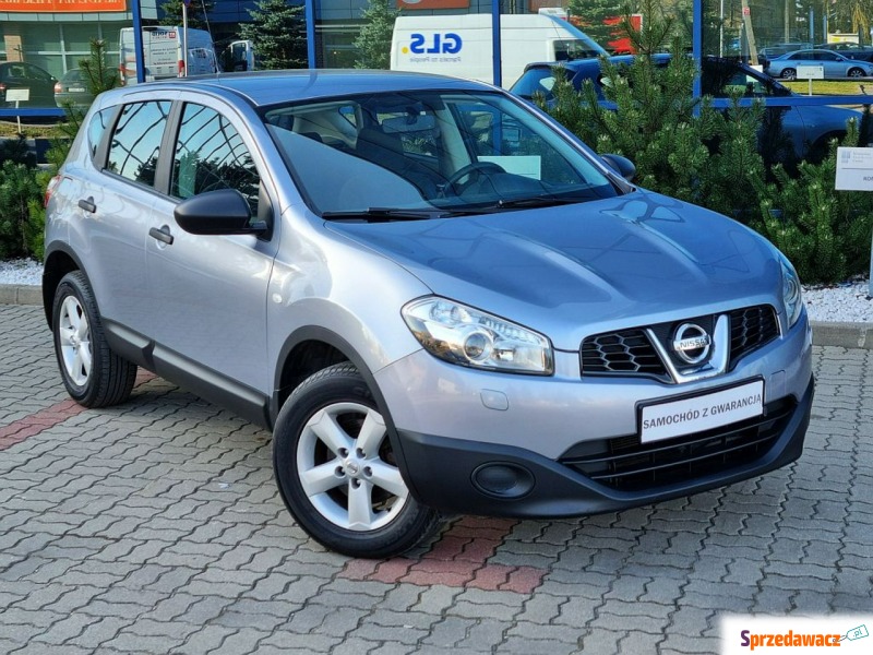 Nissan Qashqai  SUV 2013,  1.6 benzyna, automat - Na sprzedaż za 30 999 zł - Warszawa