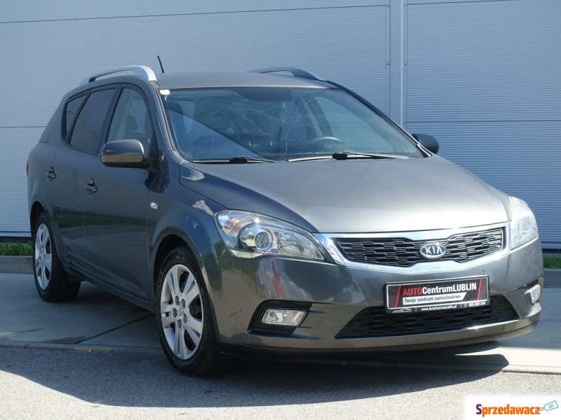 Kia Ceed  Kombi 2010,  1.6 benzyna - Na sprzedaż za 18 900 zł - Lublin
