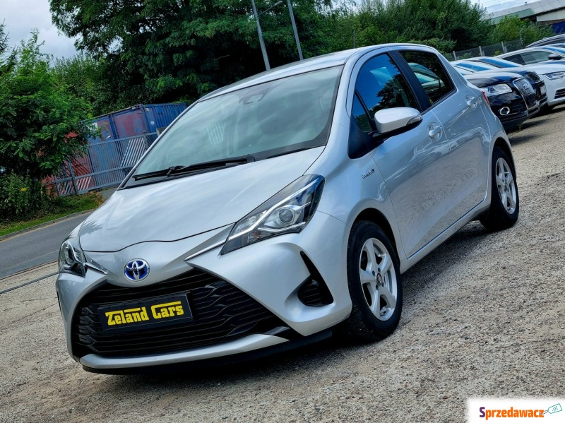 Toyota Yaris  Hatchback 2020,  1.5 hybryda, automat - Na sprzedaż za 49 900 zł - Szczecin