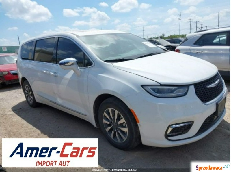 Chrysler Pacifica  Minivan/Van 2022,  3.6 hybryda, automat - Na sprzedaż za 78 000 zł - Sulejówek
