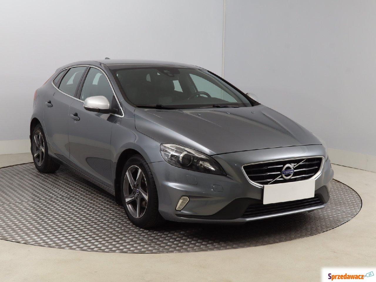 Volvo V40 2015