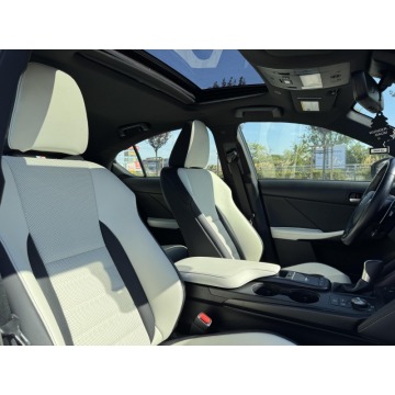 Lexus IS 2022,  3.5 benzyna, automat - Na sprzedaż za 167 700 zł - Janki - zdjęcie 4