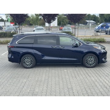 Toyota Sienna Limited AWD