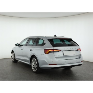 Skoda Octavia  Kombi 2021,  1.5 benzyna, automat - Na sprzedaż za 82 999 zł - Łódź - zdjęcie 6