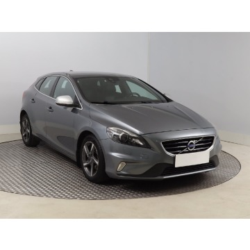 Volvo V40 2.0 D2 (120KM), 2015
