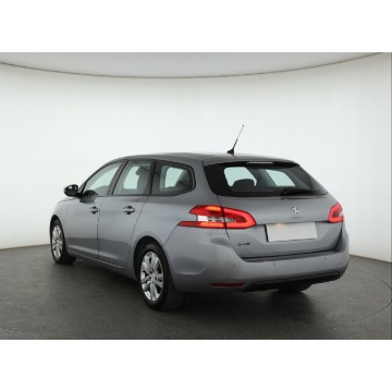 Peugeot 308  Kombi 2019,  1.5 diesel - Na sprzedaż za 31 499 zł - Piaseczno - zdjęcie 5