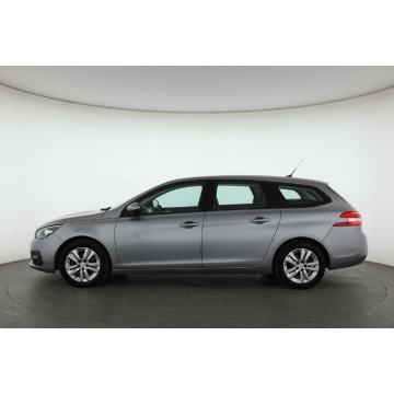 Peugeot 308  Kombi 2019,  1.5 diesel - Na sprzedaż za 31 499 zł - Piaseczno - zdjęcie 4