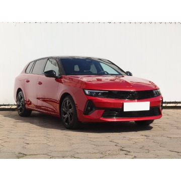 Opel Astra 1.2 Turbo (130KM), 2023