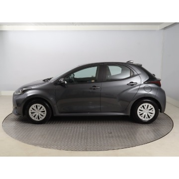 Toyota Yaris  Hatchback 2024,  1.5 benzyna - Na sprzedaż za 69 999 zł - Bielany Wrocławskie - zdjęcie 4