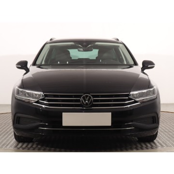 Volkswagen Passat  Kombi 2022,  2.0 diesel, automat - Na sprzedaż za 69 499 zł - Katowice - zdjęcie 2