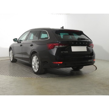 Skoda Octavia  Kombi 2023,  2.0 diesel, automat - Na sprzedaż za 77 999 zł - Katowice - zdjęcie 5
