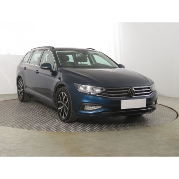 VW Passat 2.0 TDI (150KM), 2023