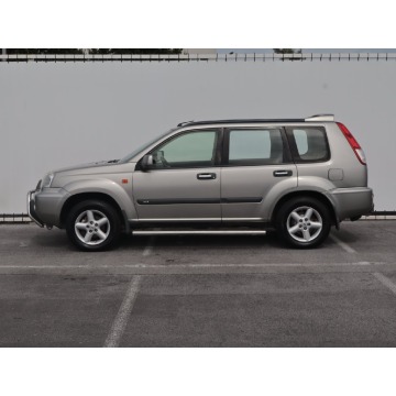 Nissan X-Trail  SUV 2002,  2.0 benzyna+LPG - Na sprzedaż za 6 999,00 zł - Lublin - zdjęcie 4