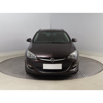 Opel Astra  Kombi 2014,  2.0 diesel, automat - Na sprzedaż za 24 999 zł - Bielany Wrocławskie - zdjęcie 2