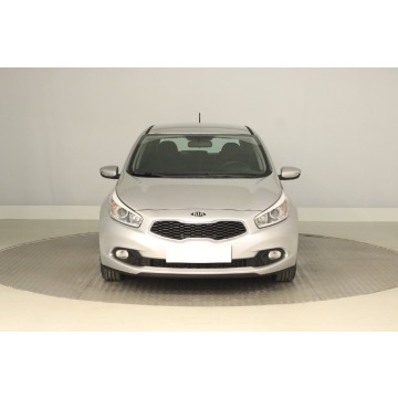 Kia Ceed  Hatchback 2013,  1.4 benzyna - Na sprzedaż za 24 999 zł - Zabrze - zdjęcie 2