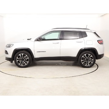 Jeep Compass  SUV 2022,  1.3 benzyna, automat - Na sprzedaż za 91 999 zł - Bielany Wrocławskie - zdjęcie 4
