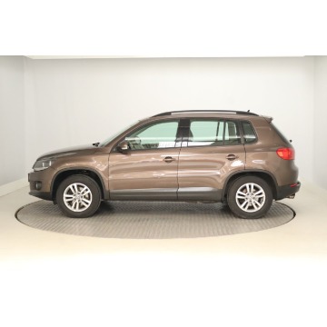 Volkswagen Tiguan  SUV 2014,  1.4 benzyna - Na sprzedaż za 29 999 zł - Zabrze - zdjęcie 4