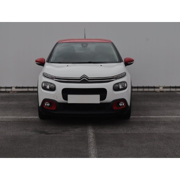 Citroen C3  Hatchback 2019,  1.2 benzyna, automat - Na sprzedaż za 43 999 zł - Lublin - zdjęcie 2