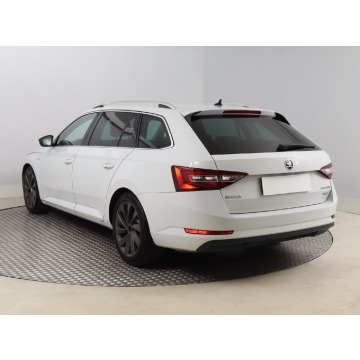 Skoda Superb  Kombi 2018,  2.0 diesel, automat - Na sprzedaż za 71 999 zł - Bielany Wrocławskie - zdjęcie 5