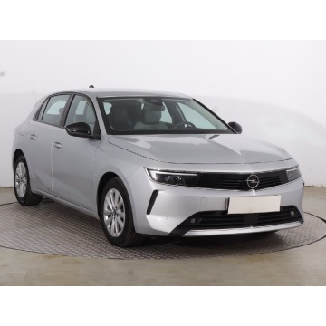 Opel Astra 1.2 Turbo (110KM), 2023