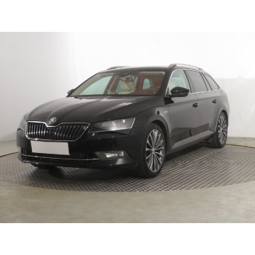 Skoda Superb  Kombi 2016,  2.0 benzyna, automat - Na sprzedaż za 69 999 zł - Katowice - zdjęcie 3