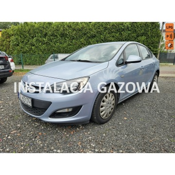 Opel Astra - 2017
