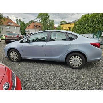 Opel Astra  Sedan/Limuzyna 2017,  1.4 benzyna+LPG - Na sprzedaż za 32 900 zł - Ruda Śląska - zdjęcie 8
